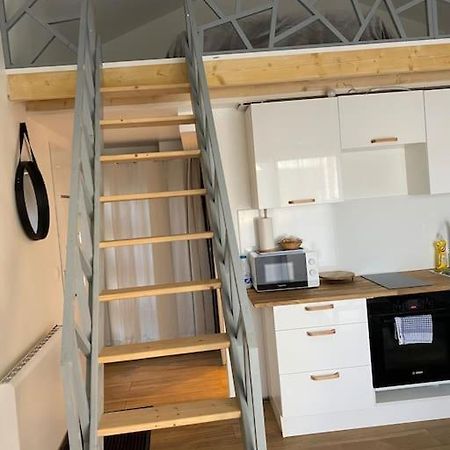 Logement Avec Mezzanine Tremblay-en-France Exteriér fotografie